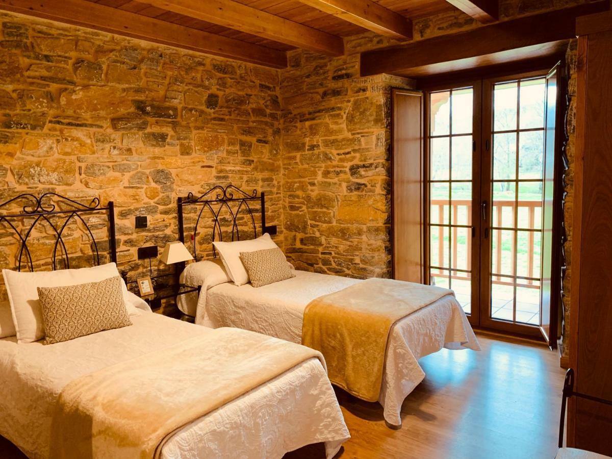 Casa Lixa Hotel Rural Albergue Las Herrerias Luaran gambar