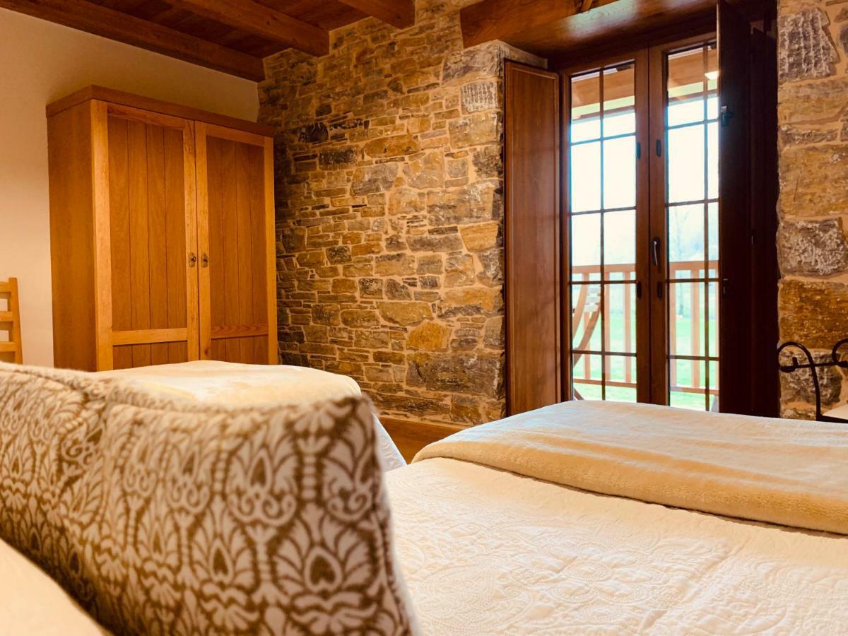 Casa Lixa Hotel Rural Albergue Las Herrerias Luaran gambar